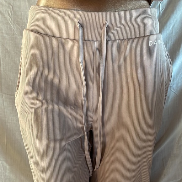 NWT Danskin Ash Rose Lounge Set - Picture 5 of 11